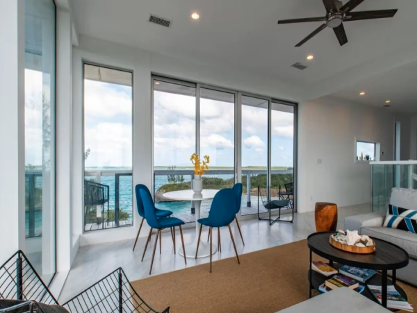 Luxurious Beachfront Estate in Eleuthera